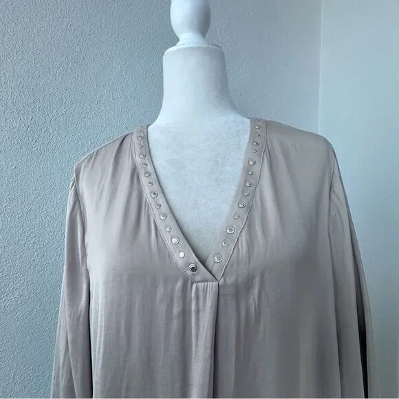 Carmen Mark Valvo Blouse Cream Tunic Long Sleeve Shirt SZ XL - Picture 3 of 13